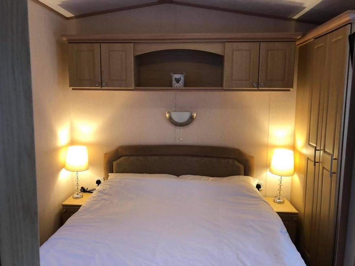 Mudeford Beach Lodge Eksteriør bilde
