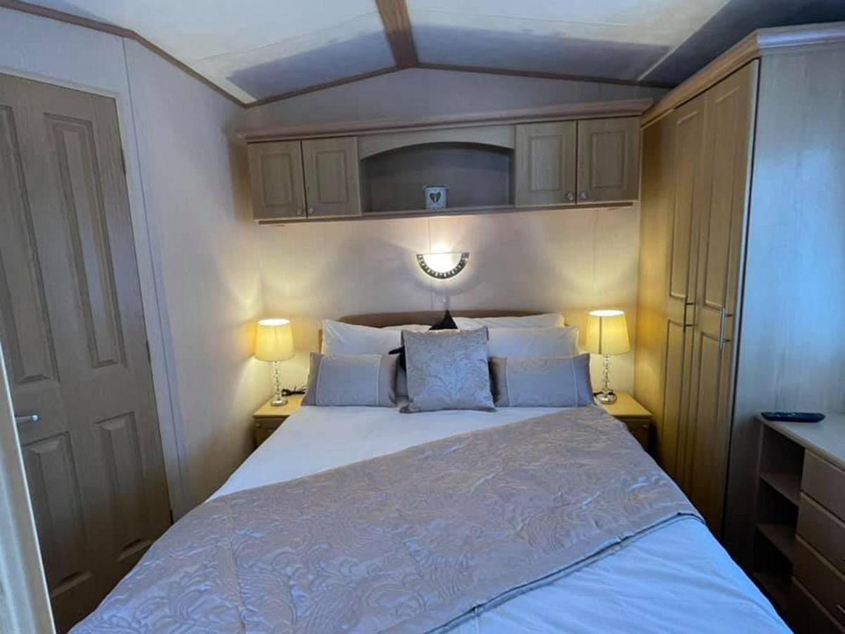 Mudeford Beach Lodge Eksteriør bilde