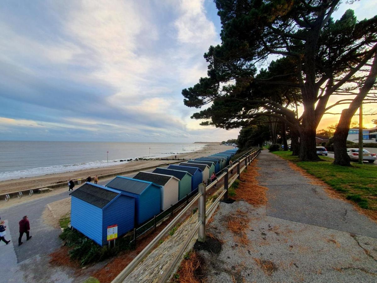 Mudeford Beach Lodge Eksteriør bilde