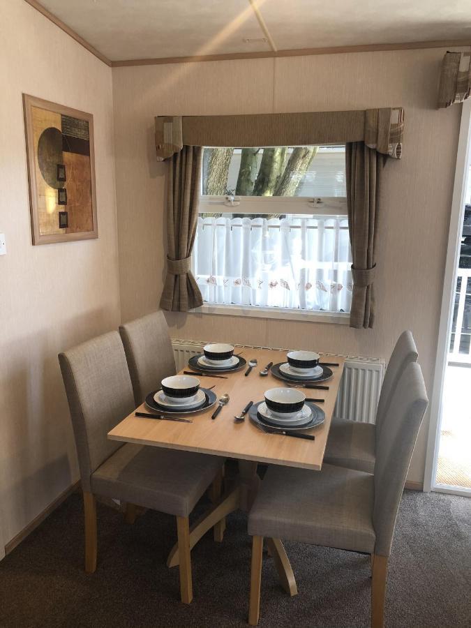 Mudeford Beach Lodge Eksteriør bilde