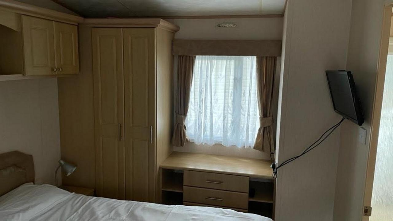 Mudeford Beach Lodge Eksteriør bilde
